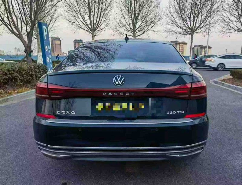 青岛22年大众帕萨特6