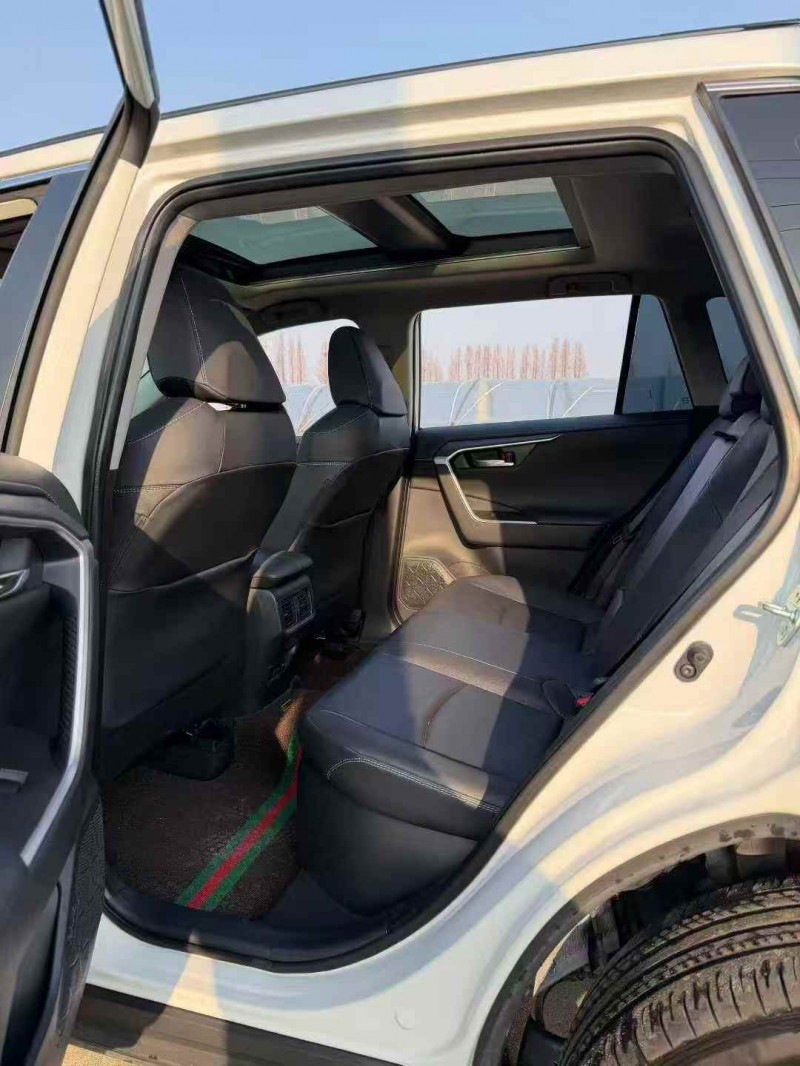 绍兴24年丰田RAV4荣放6