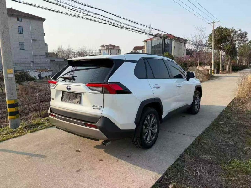 绍兴24年丰田RAV4荣放9