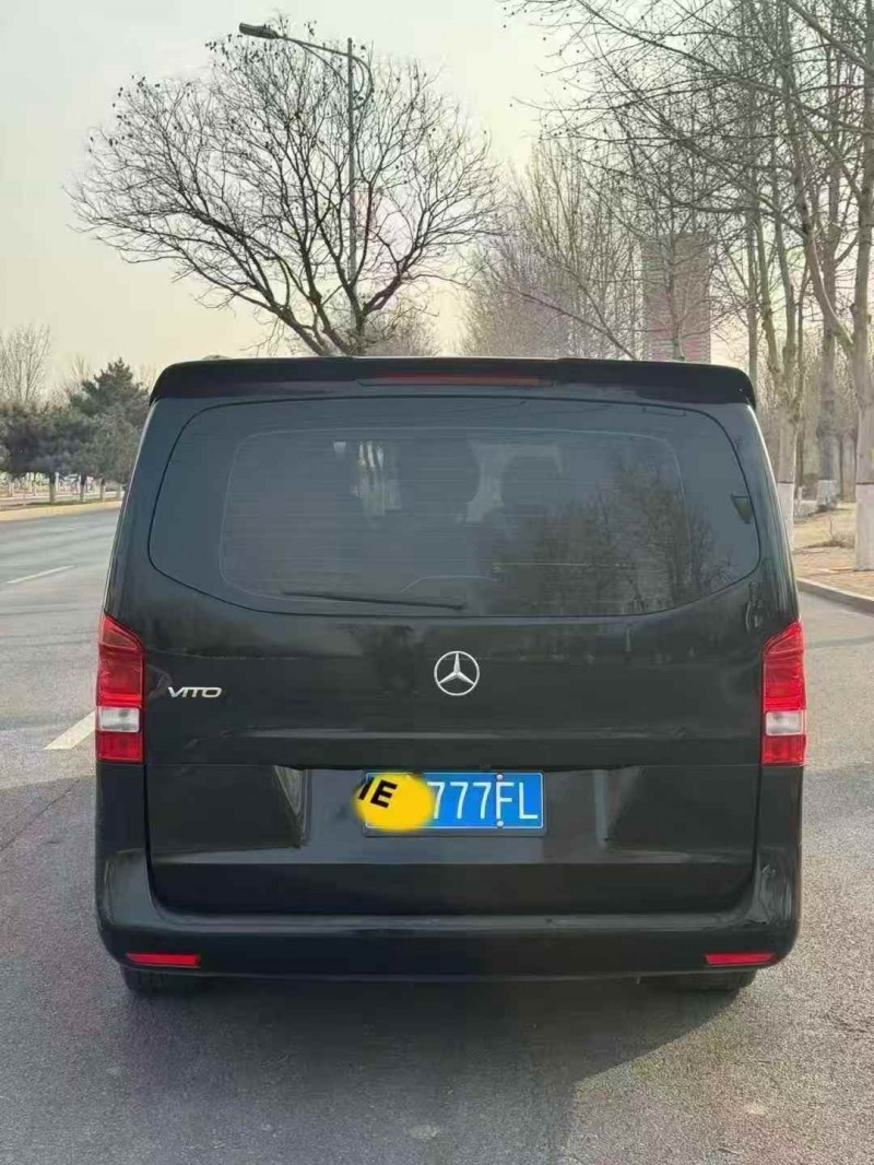 邯郸23年奔驰威霆9