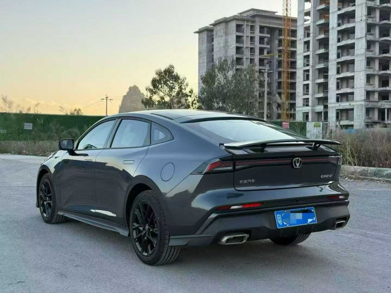 柳州25年长安汽车UNI4