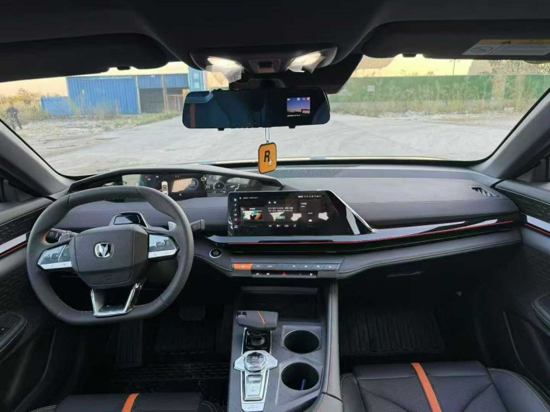 柳州25年长安汽车UNI9