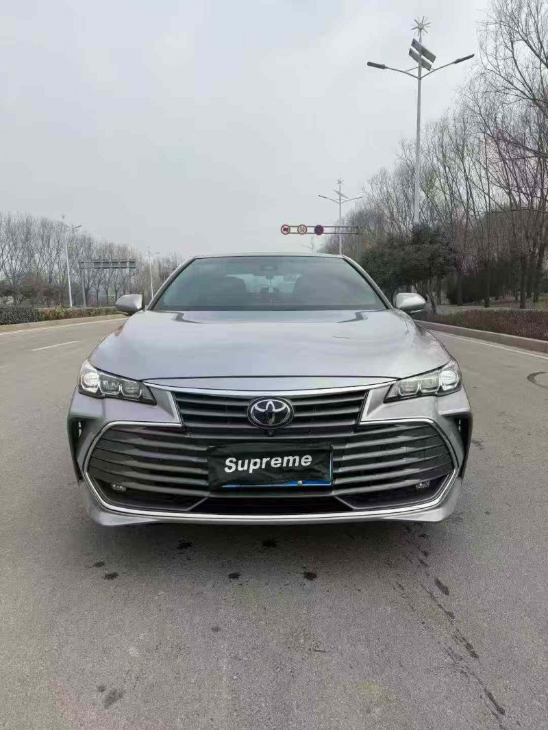 潍坊19年丰田亚洲龙1