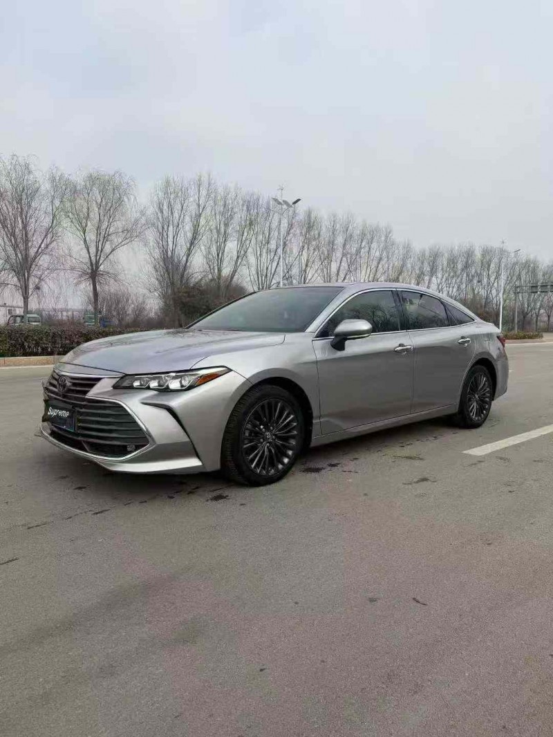 潍坊19年丰田亚洲龙2