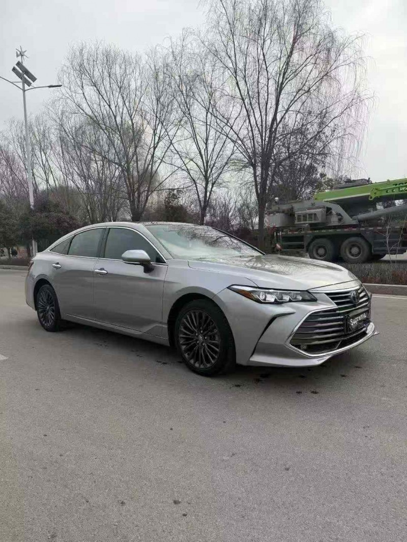 潍坊19年丰田亚洲龙3