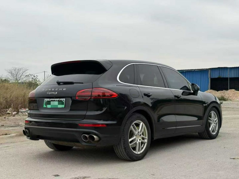 柳州16年保时捷卡宴6