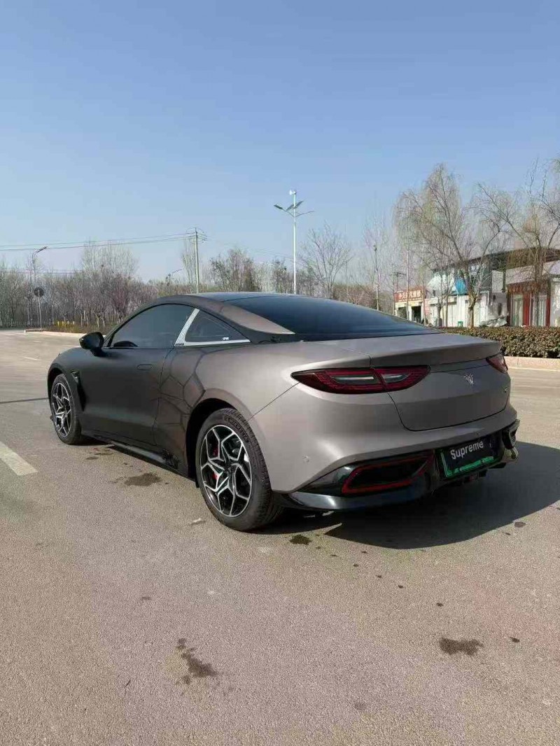 济南24年哪吒GT9