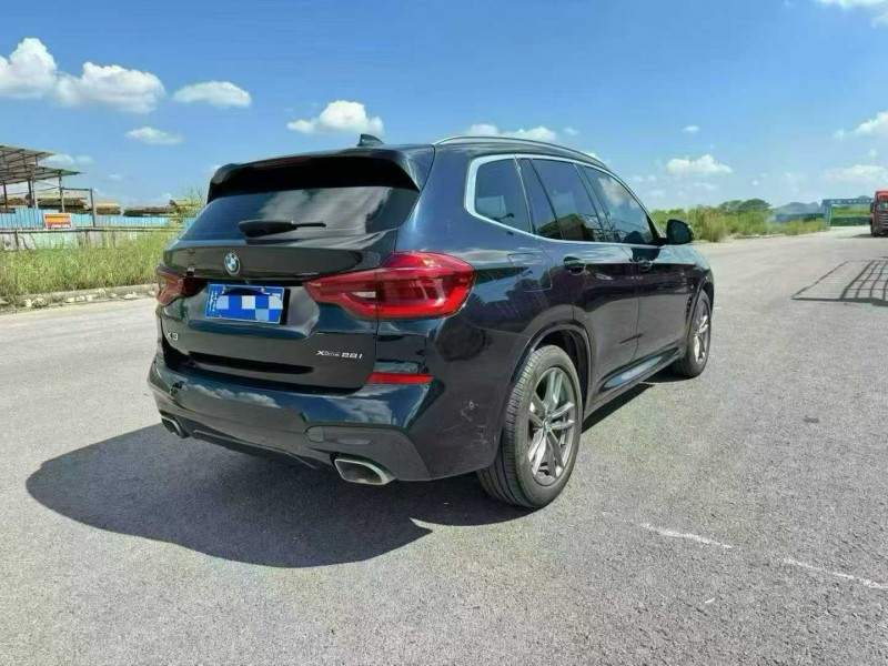 柳州21年宝马X36