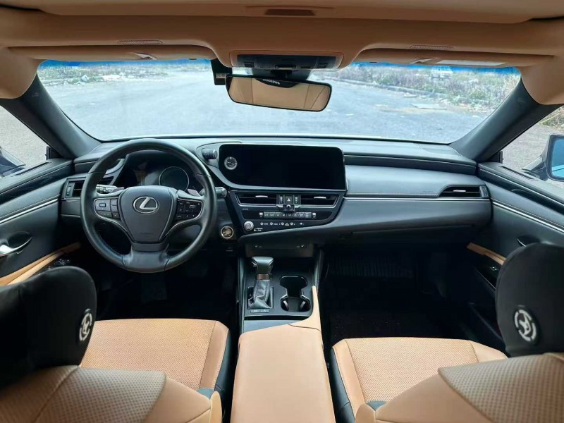 柳州24年雷克萨斯ES7