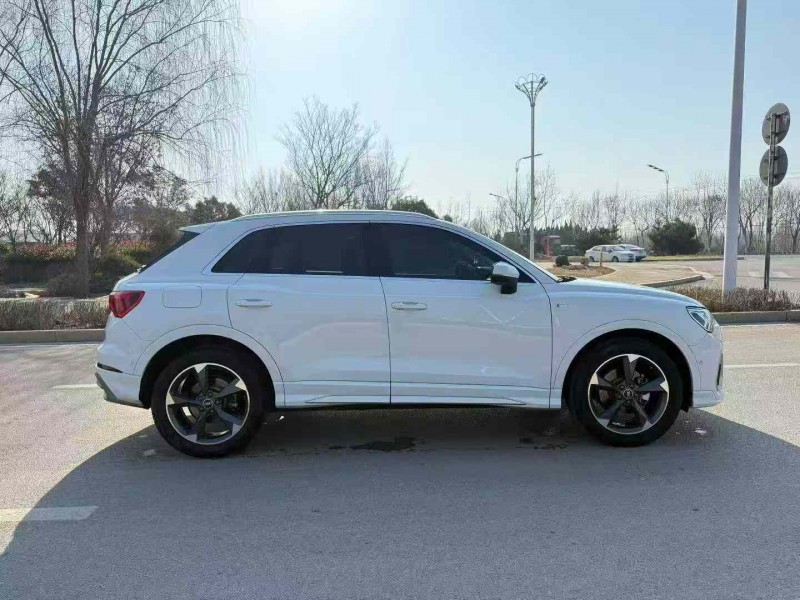 东营22年奥迪Q38