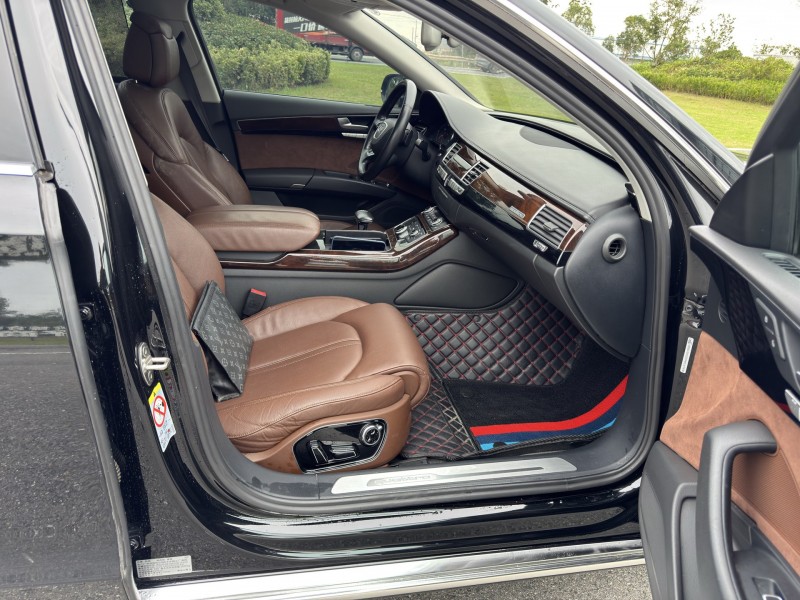 盐城16年奥迪A8L9