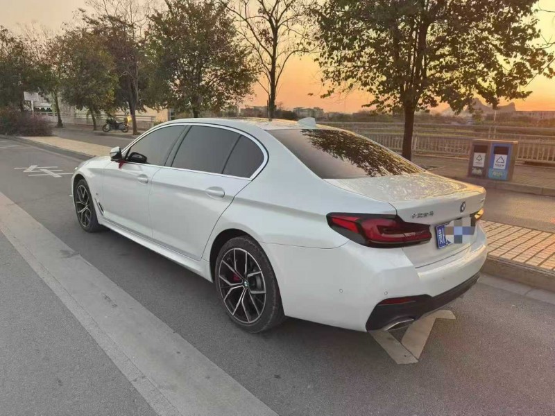 柳州22年宝马5系3