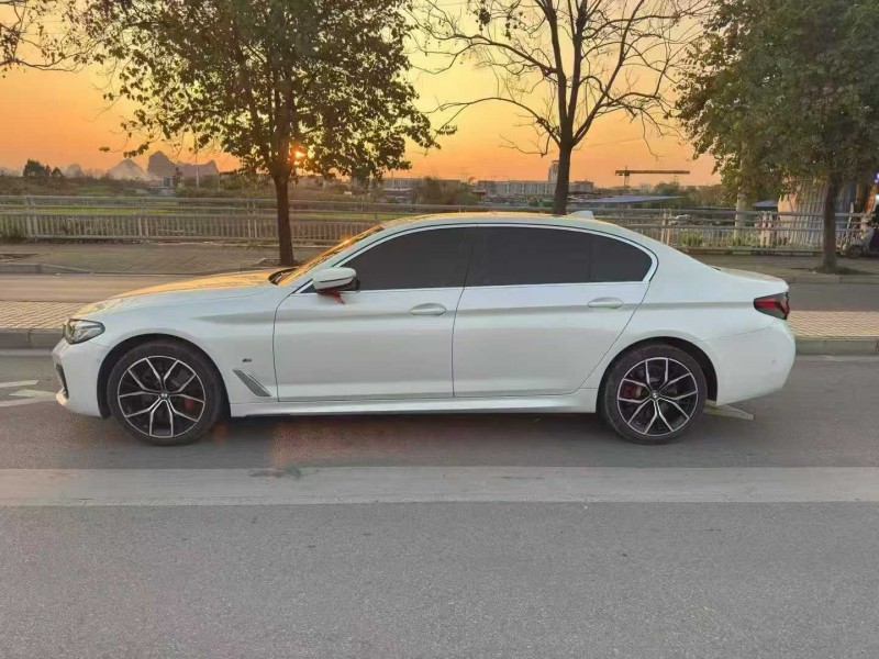 柳州22年宝马5系7