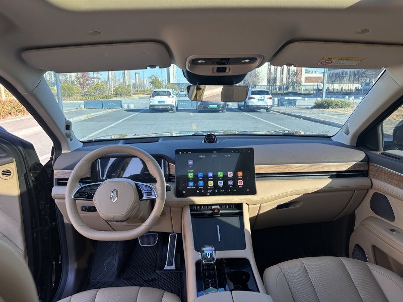 盐城25年华为智选问界8