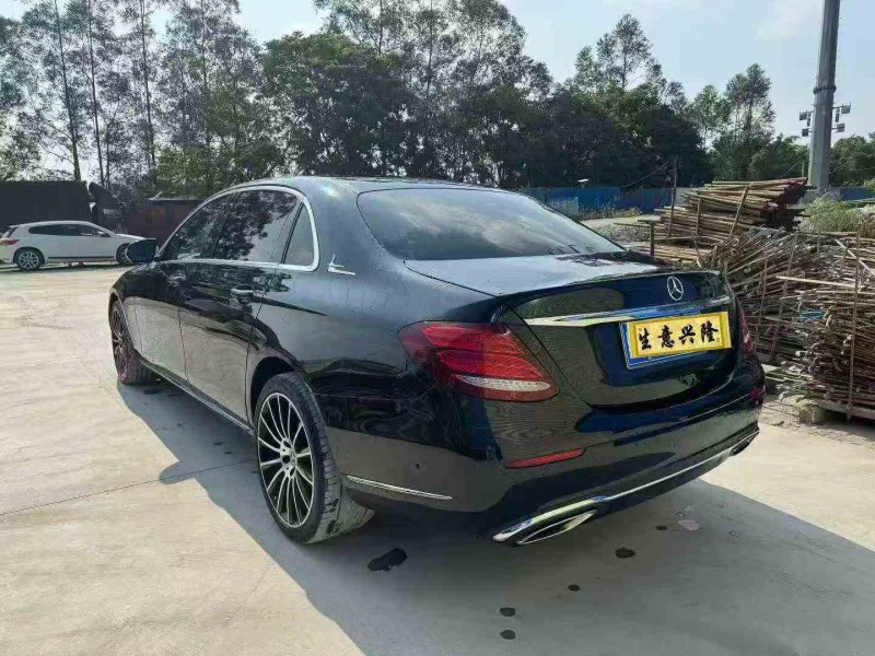 佛山17年奔驰E9