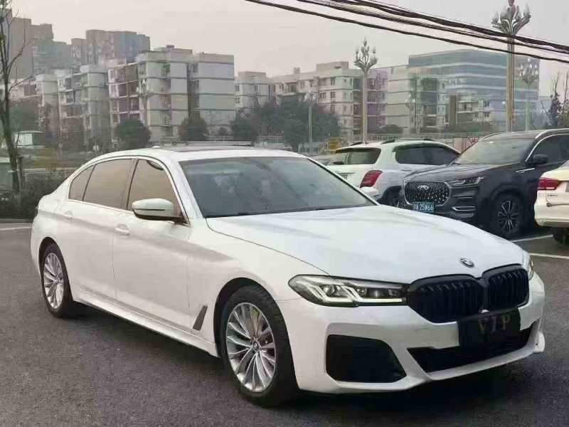 重庆20年宝马5系3