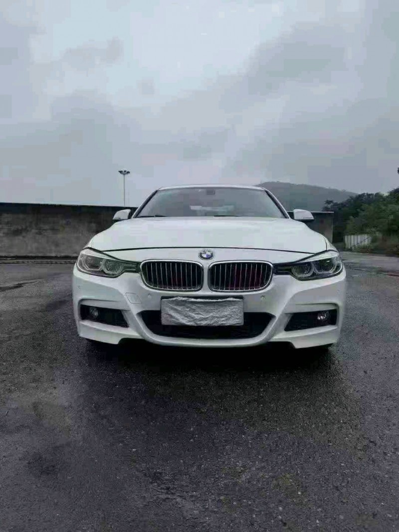 重庆17年宝马3系1