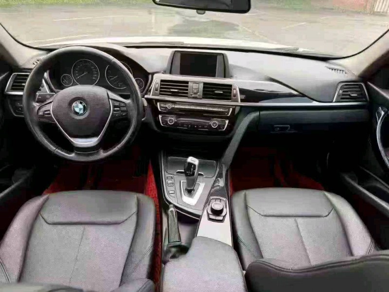 重庆17年宝马3系5