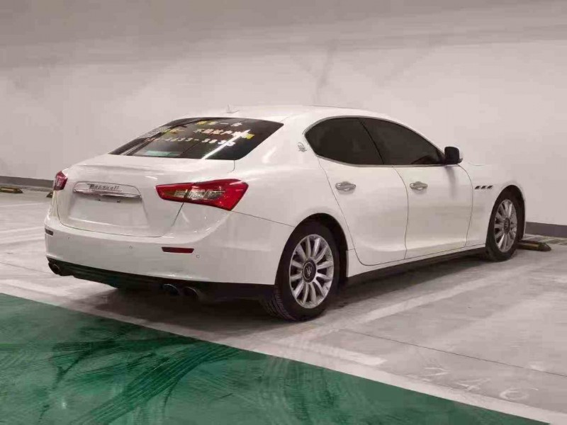 重庆16年玛莎拉蒂Ghibli7