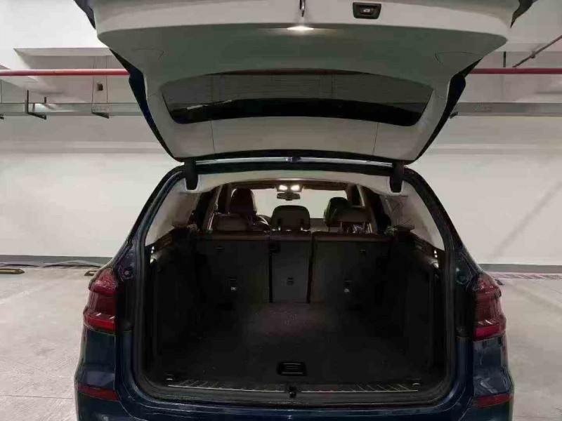 重庆19年宝马X33