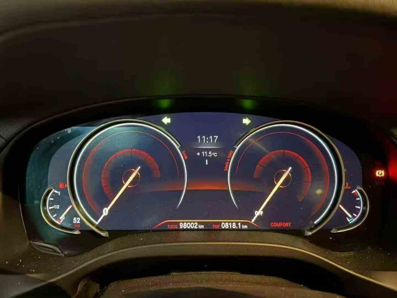 重庆19年宝马X39