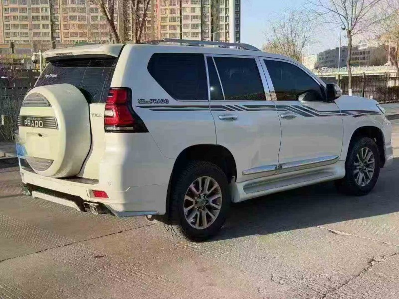 渭南20年丰田普拉多8