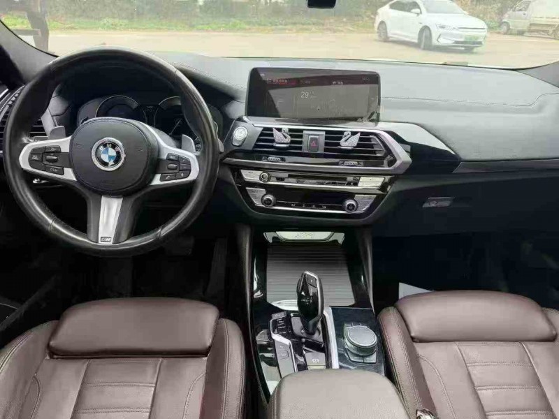 金华20年宝马X46