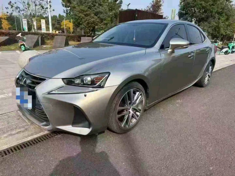 嘉兴18年雷克萨斯IS2