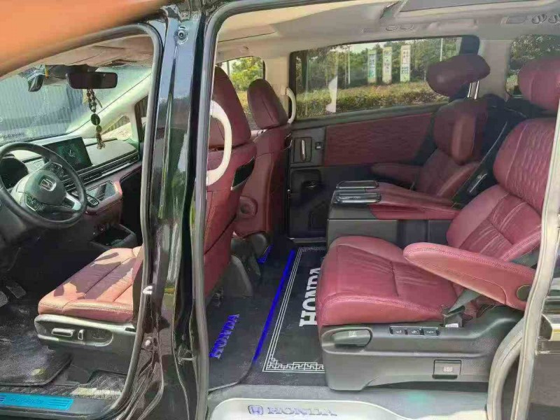 湖州25年本田艾力绅4