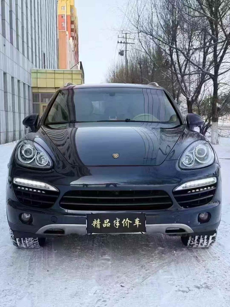 吉林14年保时捷卡宴1