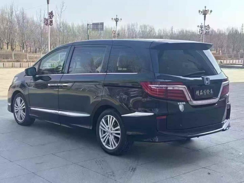 吉林18年本田艾力绅5