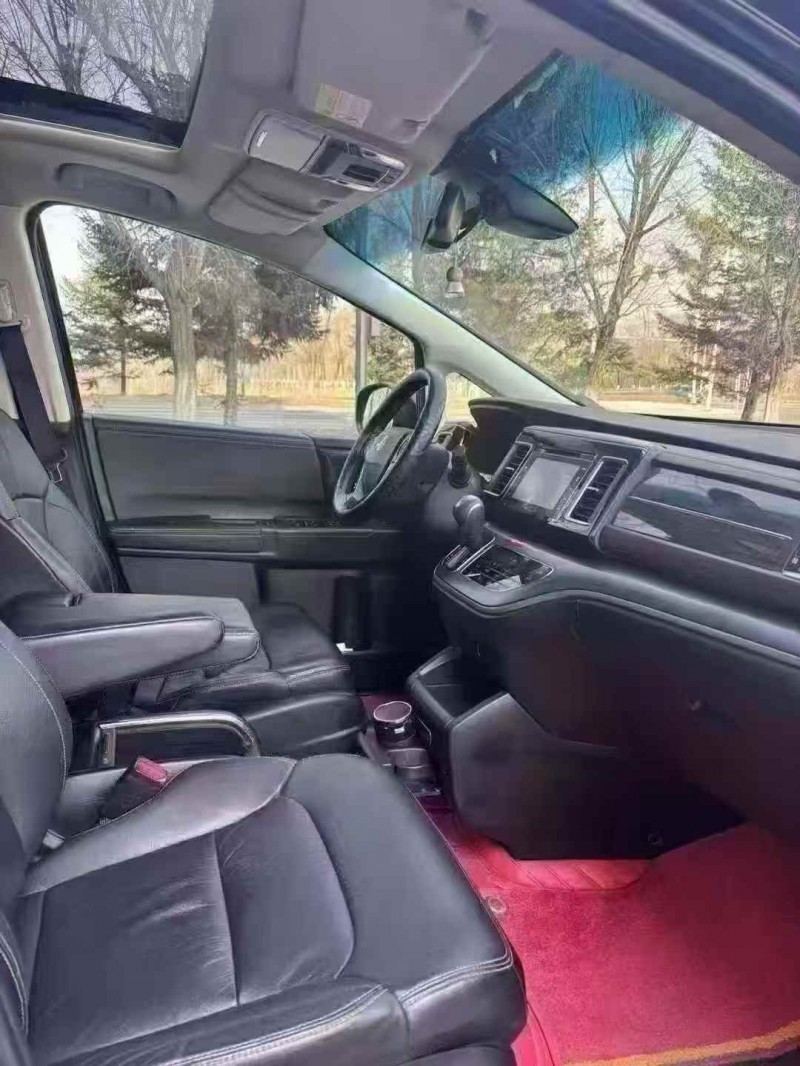 吉林18年本田艾力绅7