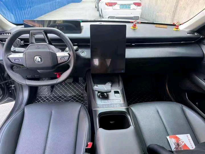 湖州25年长安汽车逸动9