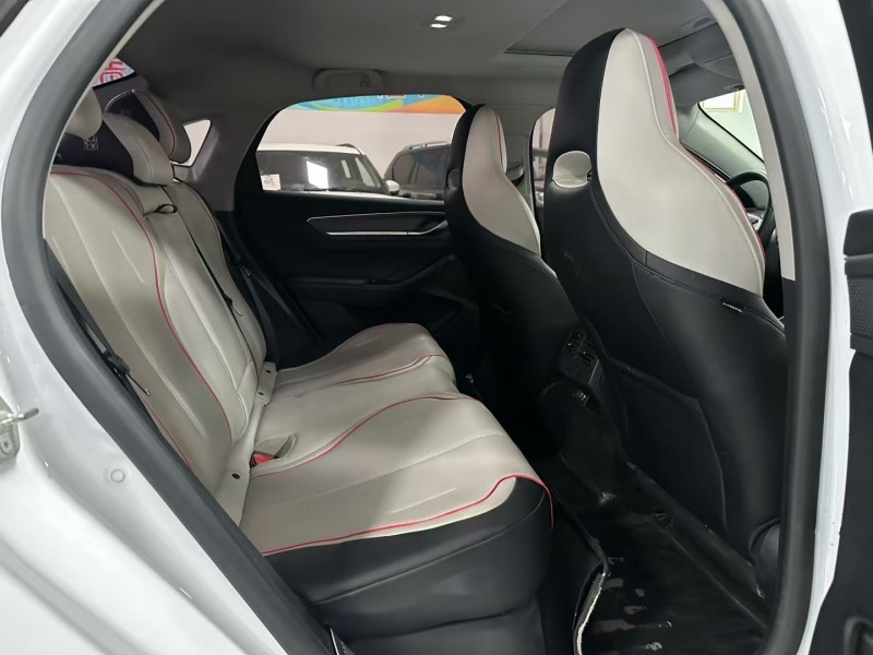 廊坊22年比亚迪驱逐舰4