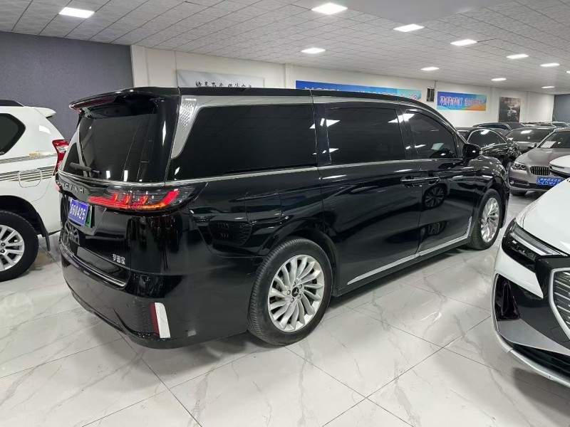 廊坊23年岚图汽车梦想家7