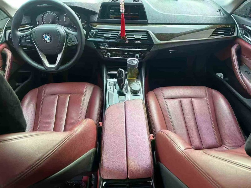 泸州17年宝马5系5