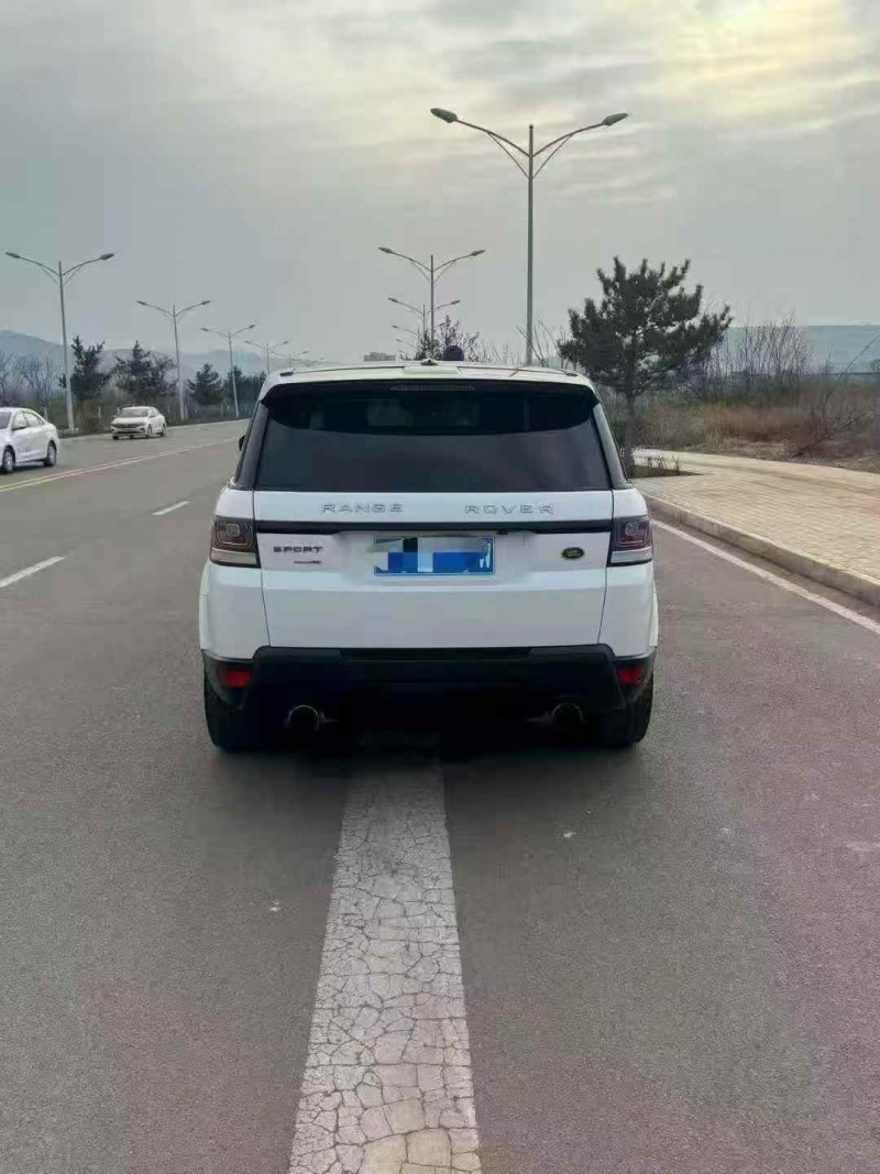 平凉14年路虎揽胜运动8