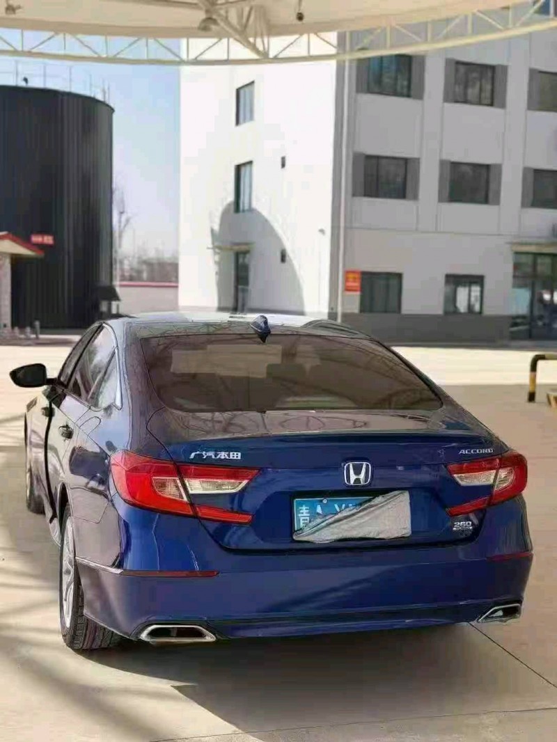 武威20年本田雅阁8