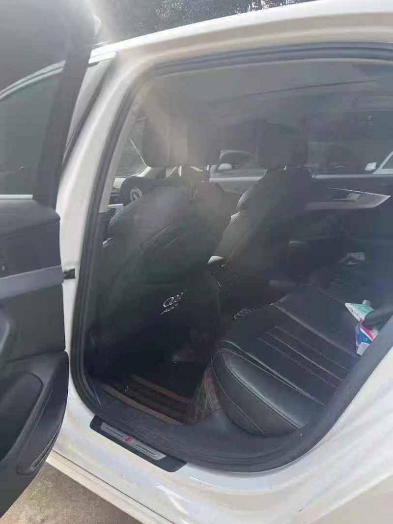 烟台22年奥迪A4L4