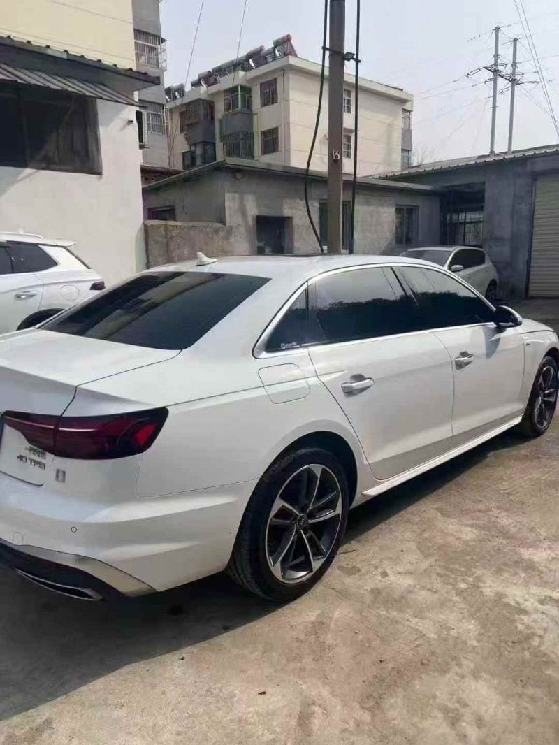 烟台22年奥迪A4L8