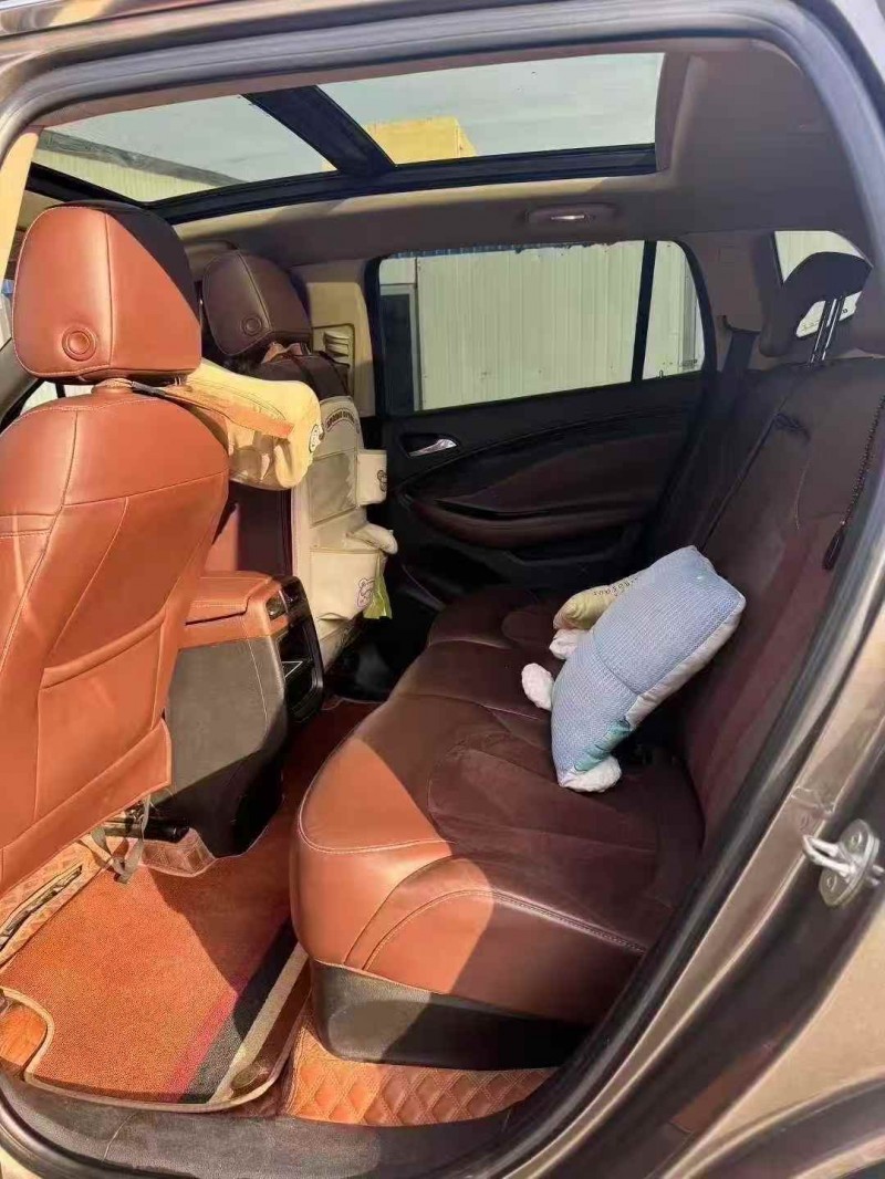 东营16年别克昂科威3