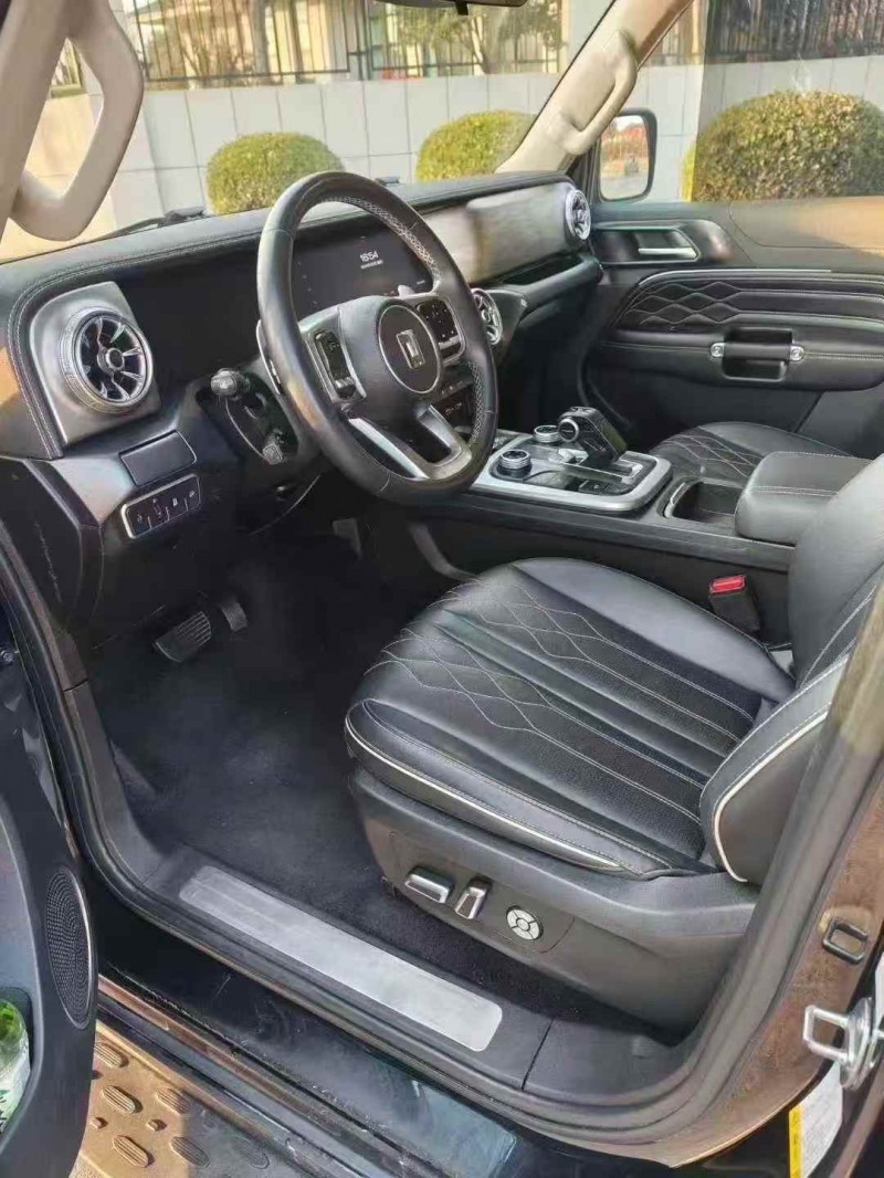 新乡23年长城汽车坦克4