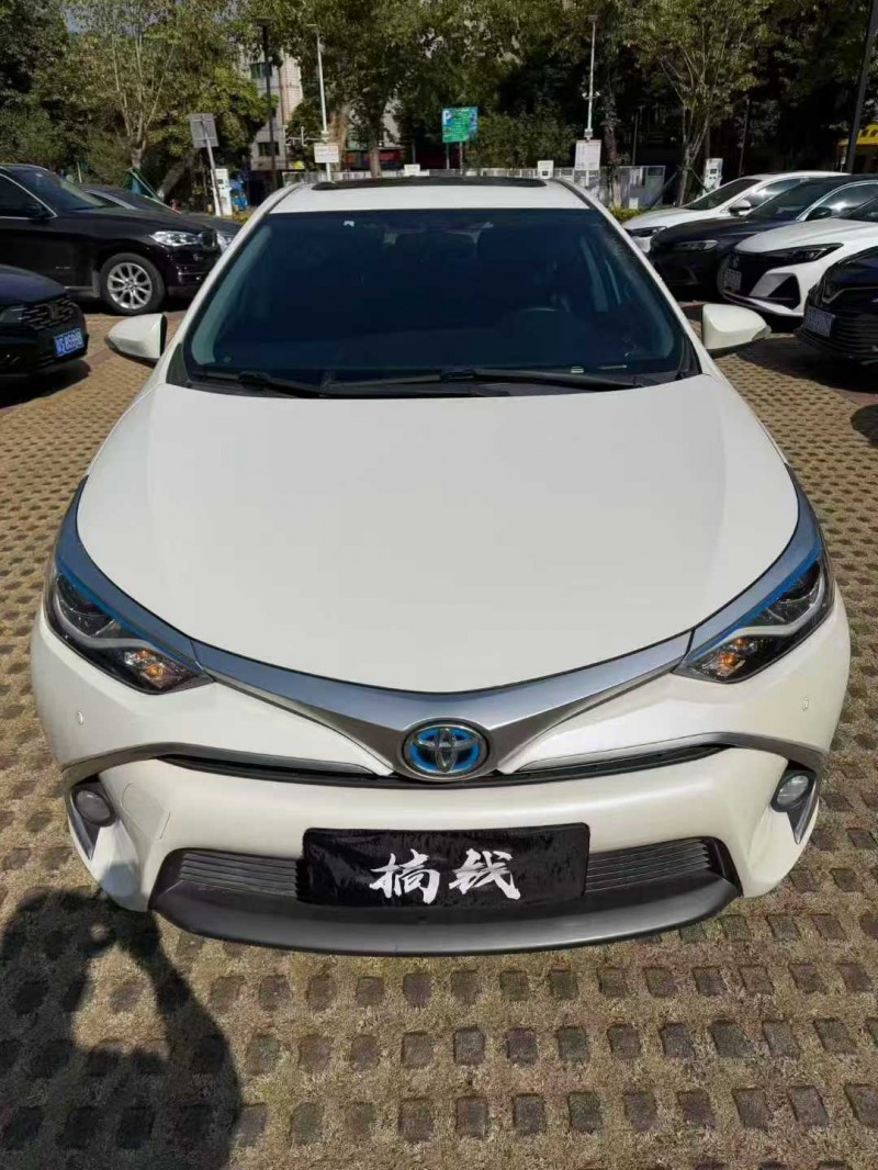 东莞18年丰田雷凌1