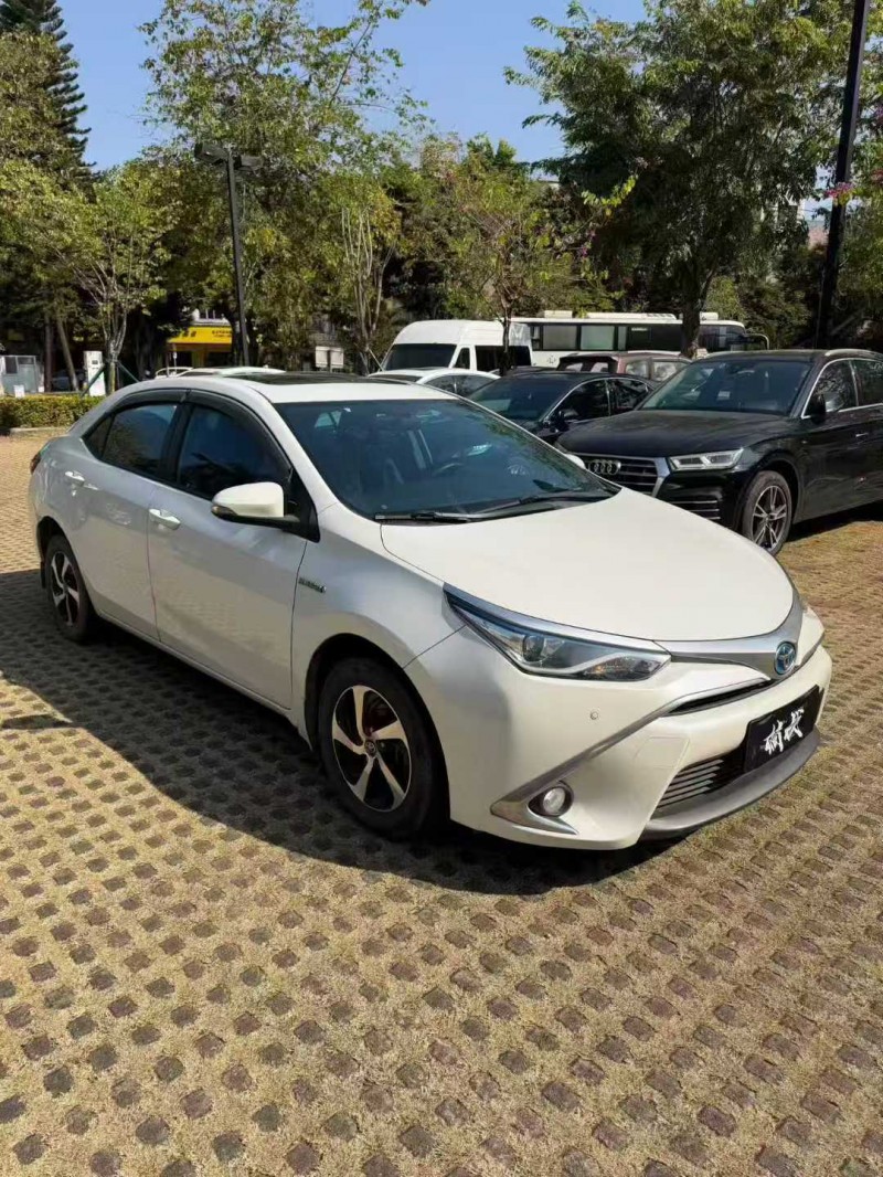 东莞18年丰田雷凌2