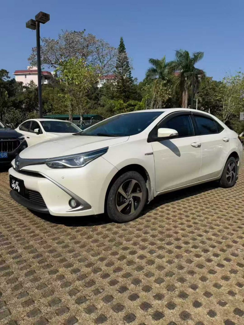 东莞18年丰田雷凌4