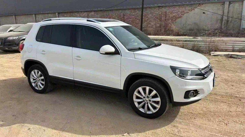 保定16年大众途观2