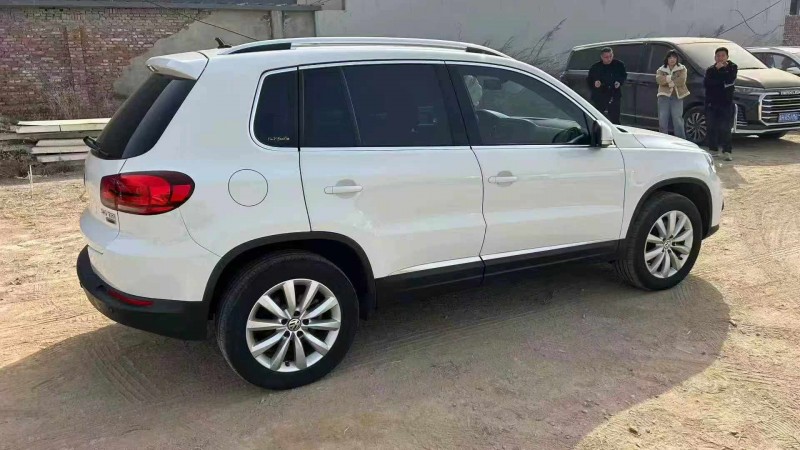 保定16年大众途观7