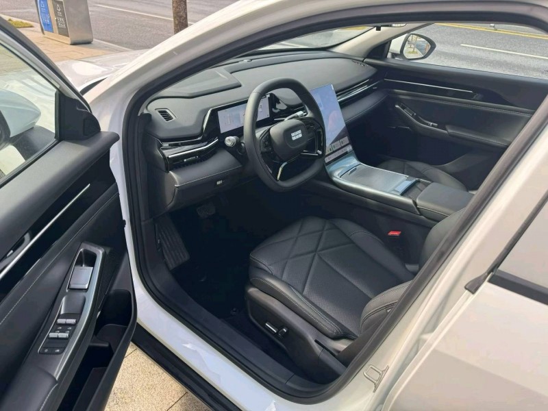 东莞25年吉利银河9