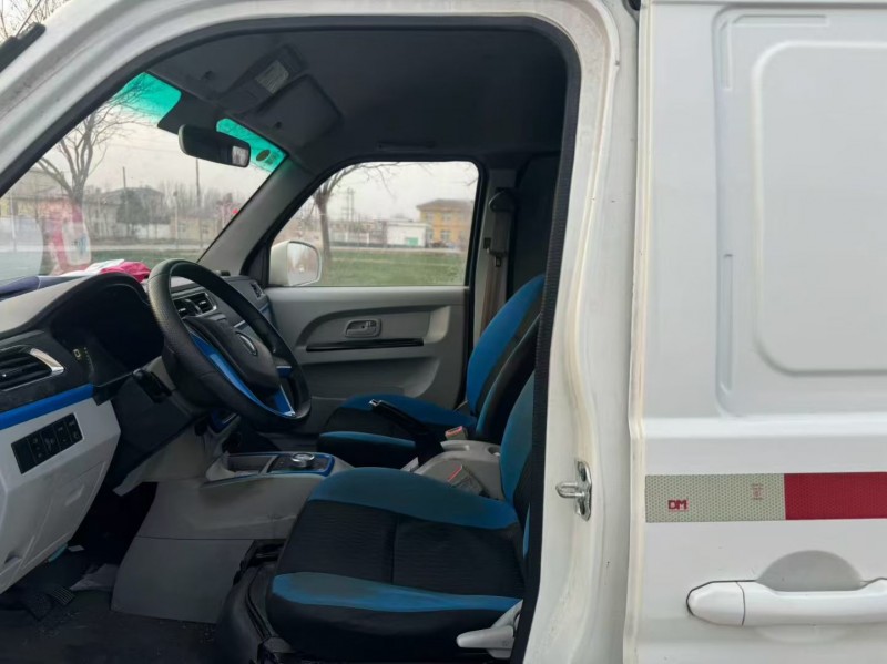 新乡23年华晨海狮4