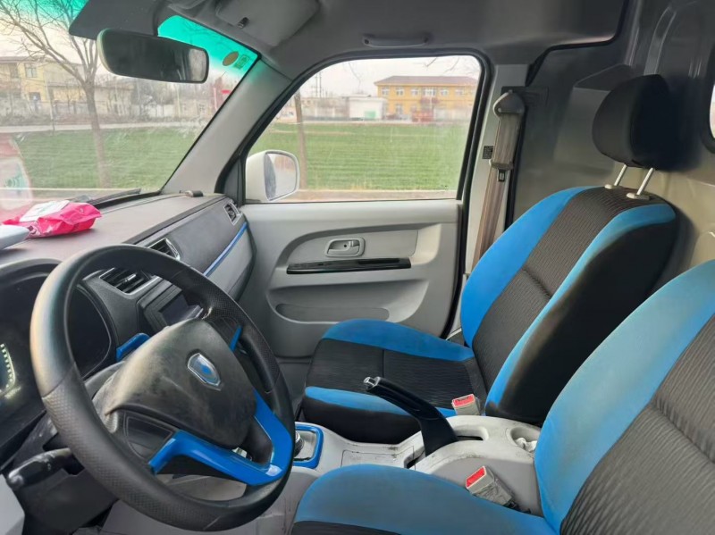 新乡23年华晨海狮5